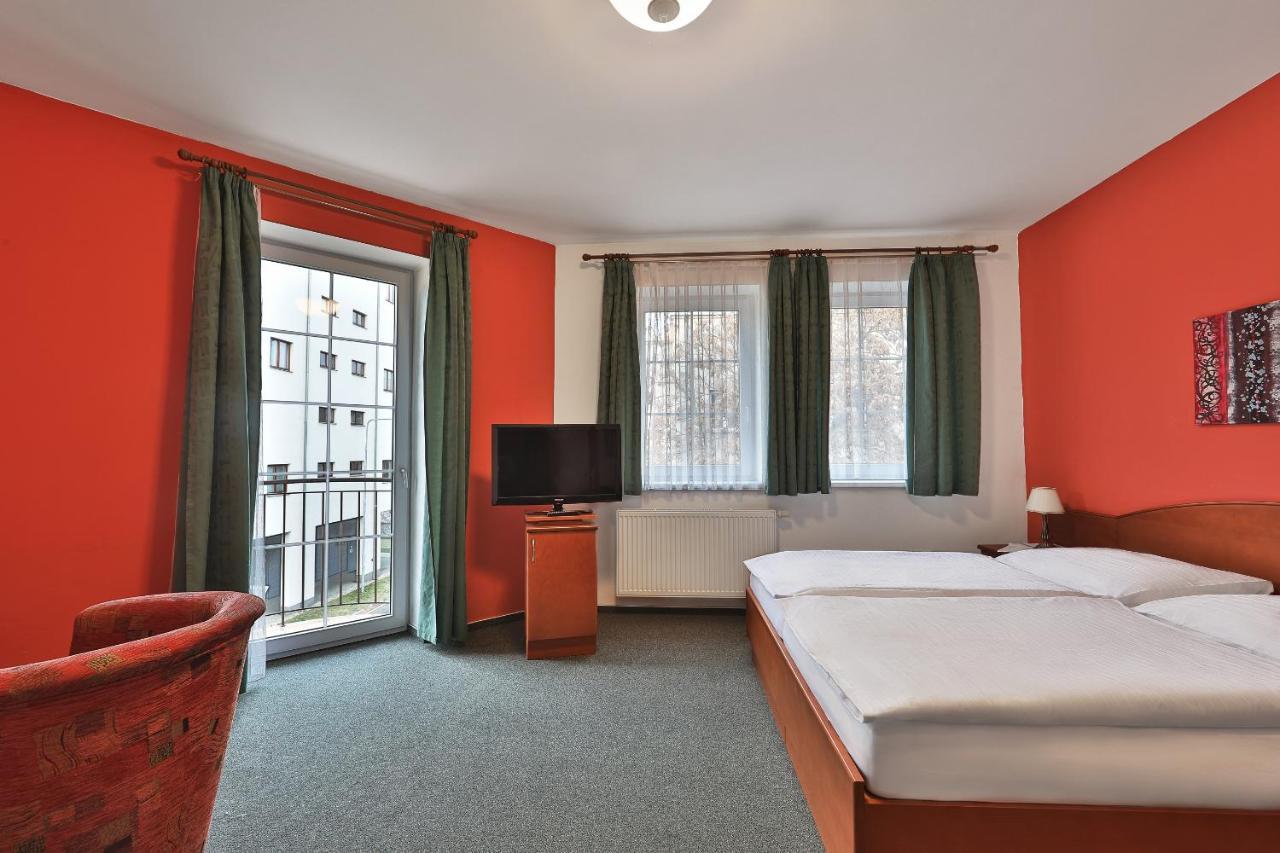 Attic Hotel Prague Exterior photo