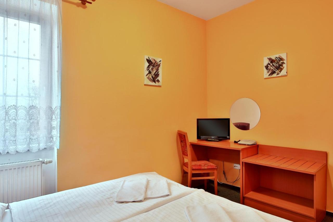 Attic Hotel Prague Exterior photo