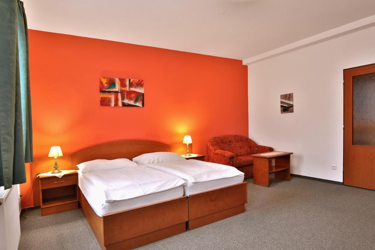 Attic Hotel Prague Exterior photo