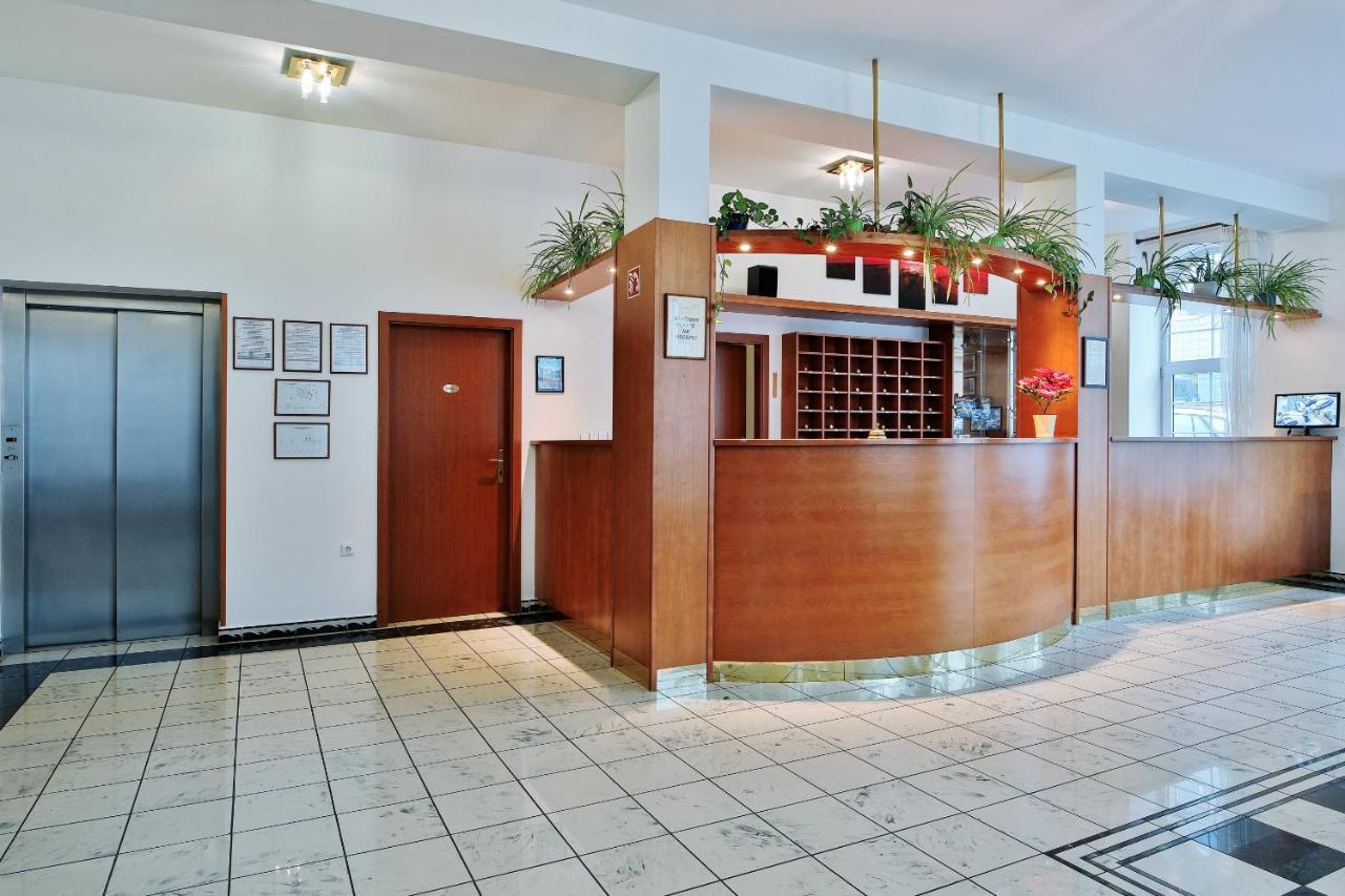 Attic Hotel Prague Exterior photo